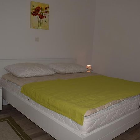 Apartments Blue Dream Malinska Bagian luar foto